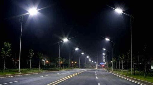 Street lighting: Pedestrians battling challenges in the dark
