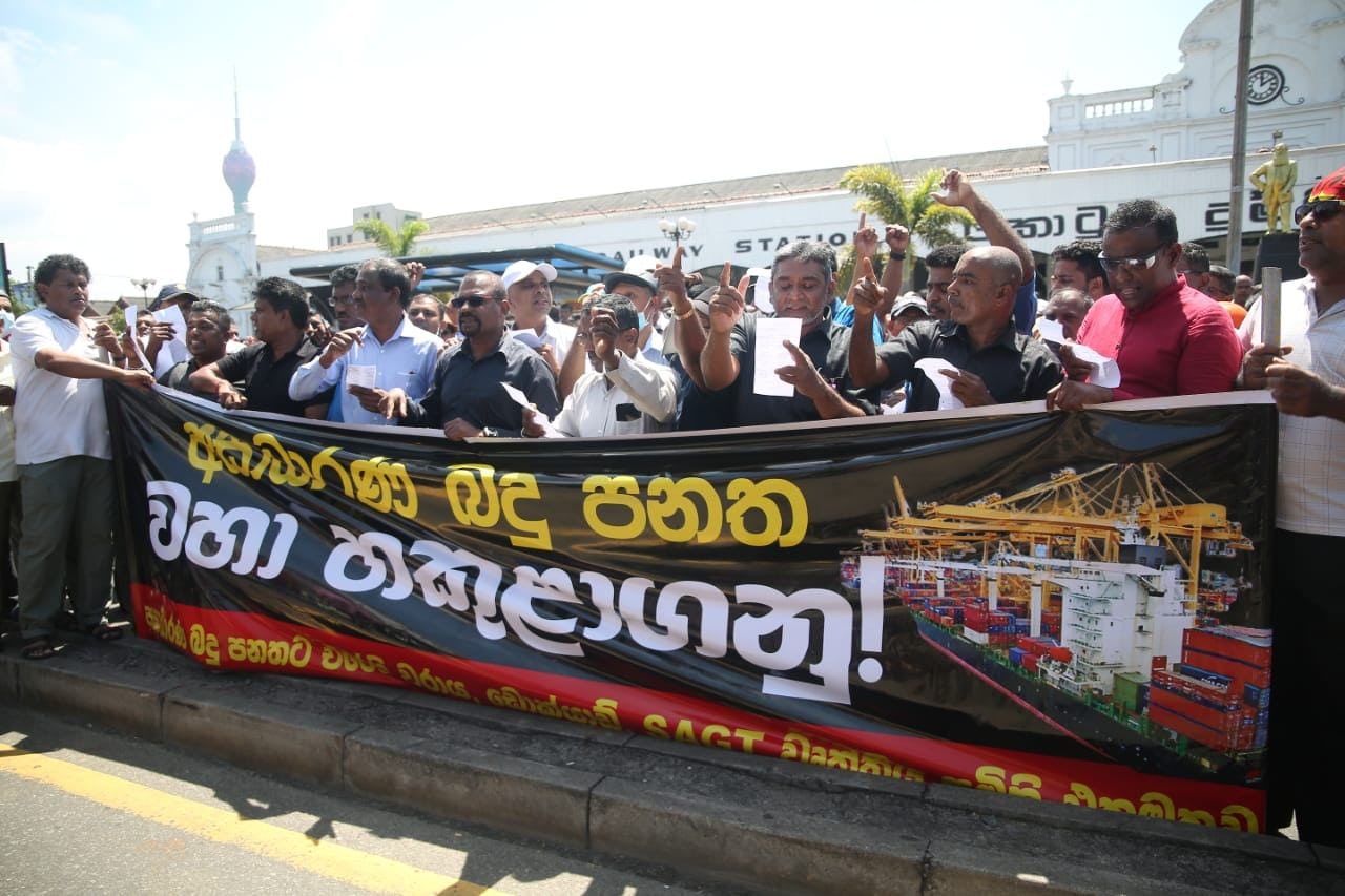 Massive tax protests in Colombo